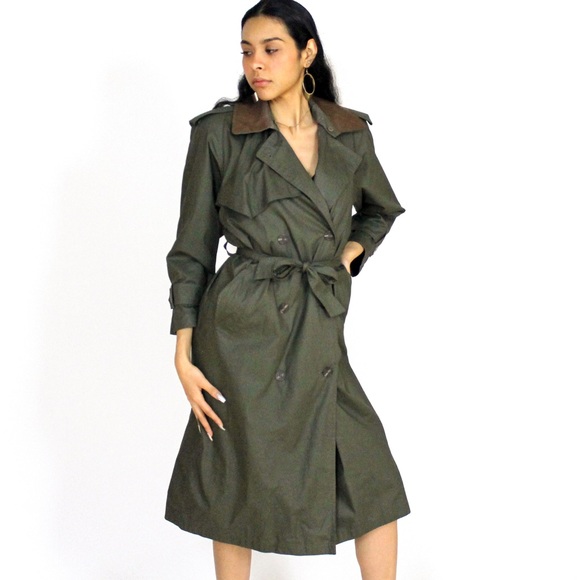 SOLD❌Vintage Olive Trench Coat - Picture 5 of 6